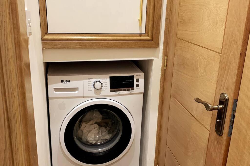 Stylish And Cosy 3 Bedroom Appartment London Luaran gambar