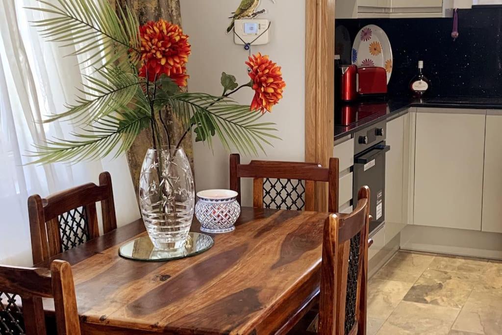 Stylish And Cosy 3 Bedroom Appartment London Luaran gambar